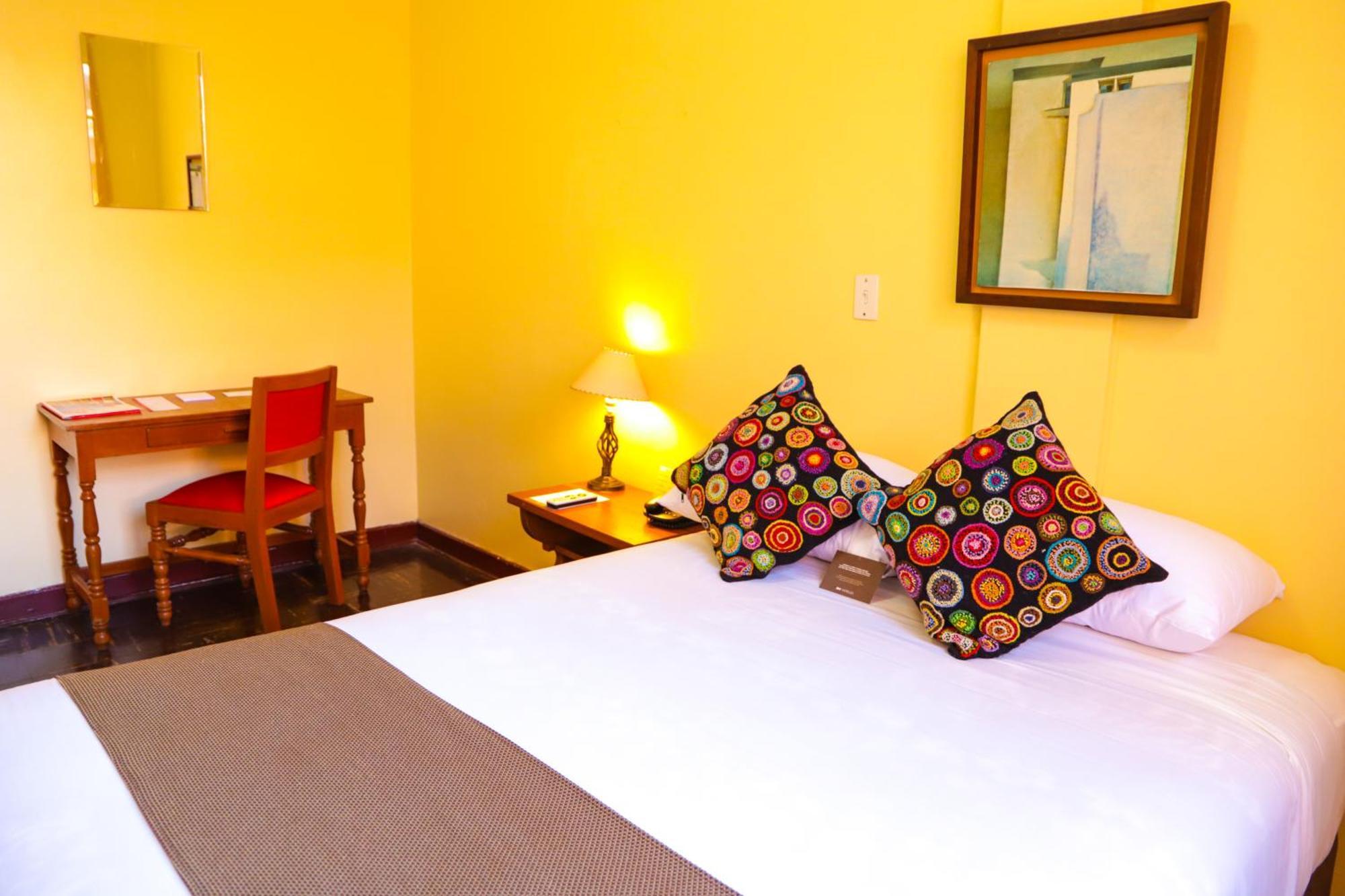 Dm Hoteles Ayacucho Exterior photo